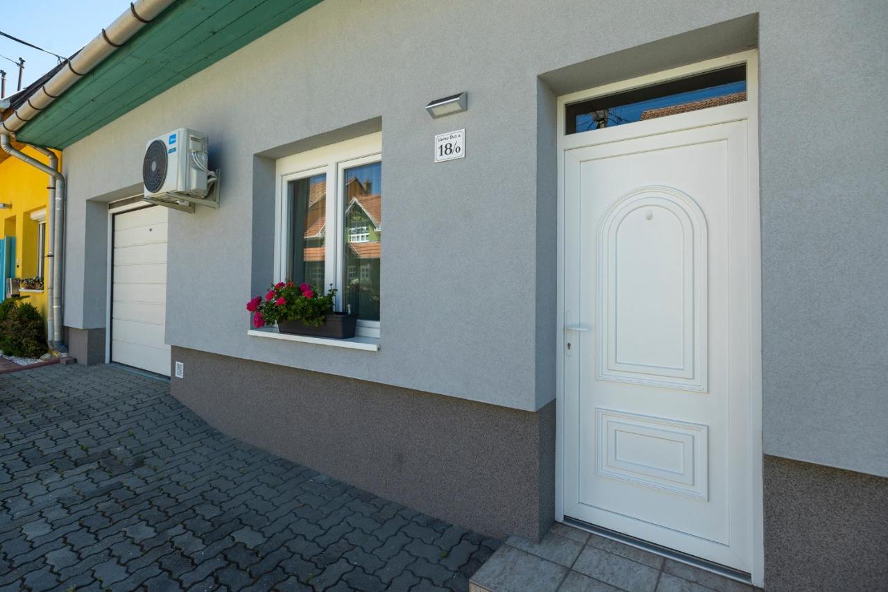 Cecey Apartman Eger Exterior foto